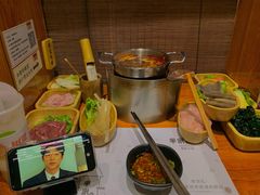 -独食火锅·半米屋台(直营总店)