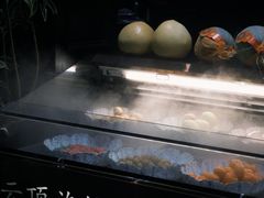 -云顶旋转自助景观餐厅