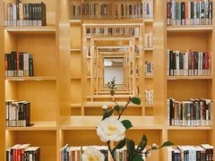 -漕河泾街道图书馆(漕河泾社区文化活动中心店)