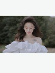 -至臻微拉婚纱摄影