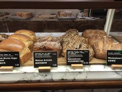 核桃布里欧修-WHEAT&BAKER-麥(凯德来福士店)