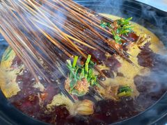 -钢管厂五区小郡肝串串香(蜀都万达店)