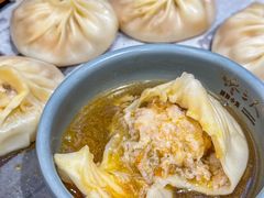 -馋三尺蟹粉小笼(人民广场店)