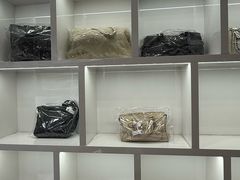 -翰皇直营洗衣洗鞋(望京鹿港店)