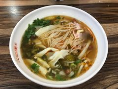 笋尖米粉-无名缘米粉(领展购物广场京通店)