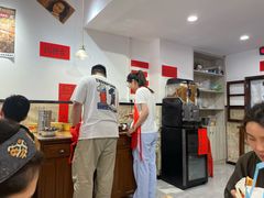 -柳州肥姨妈大骨螺蛳粉(江宁万达店)