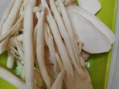 -养牛邓·潮汕牛肉海鲜自助火锅(广州店)