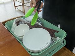-老何家后安粉·糟粕醋海鲜火锅(三亚湾椰梦长廊店)
