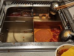 -海底捞火锅(高新万达店)