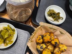 -云阿蛮云南生烫牛肉米线(奉贤路店)