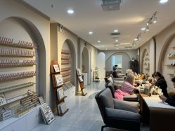 -花系美·美甲美睫精品店