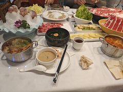 -德天肥牛海鲜火锅(龙吟坊店)