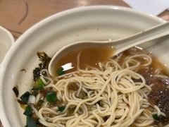-佬钱湾仔(衣裳街店)