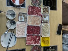 -杨老板·海鲜集市火锅·鲜切牛肉(中防万宝店)