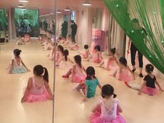 -雅米拉艺术中心(少儿舞蹈培训)