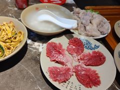 -渝大狮毛肚老火锅(遂宁万达店)