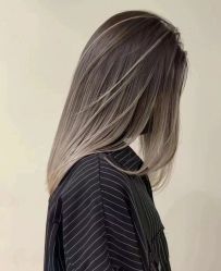 -艾美A·M Hair Salon