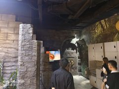 -暴风岛沉浸式体验馆(百联世纪店)