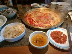 -小天鹅火锅·一线江景洪鼎旗舰店(洪崖洞店)