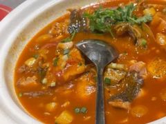 -魏铭鱼头捞饭(晋阳路店)