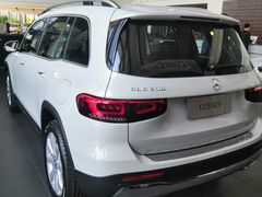 -天津波士信达奔驰4S店(卫津南路店)