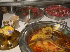 -老房老舍重庆火锅(假日城市店)