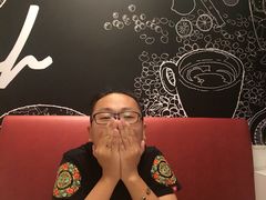 -必胜客(威高广场店)