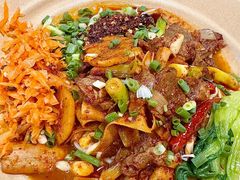 -方铲铲·成都板凳面(滨江银泰店)