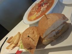 -翠华餐厅(山顶道店)