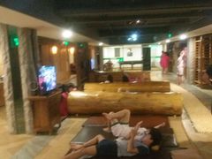 -绿岛汤泉韩式休闲会所