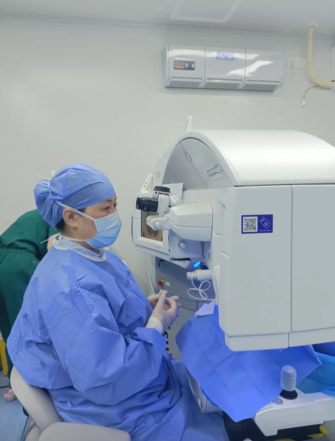 爱尔眼科医疗设备全面升级