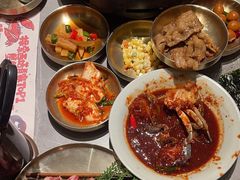 -草家酱蟹炭火烤肉店(珲春南路一店)