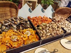 -大中华希尔顿酒店-念自助餐·嗨啤·小龙虾