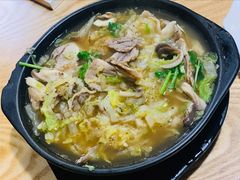 特色牛肉砂锅-胜泽眼镜烧烤(云霄路直营店)
