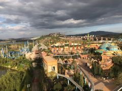 -七彩云南欢乐世界