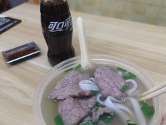 -牛师傅广式药膳牛骨汤美食(江南西店)