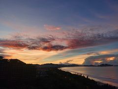 -三亚湾海居铂尔曼度假酒店