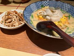 -荣家黄鱼面(前滩太古里店)