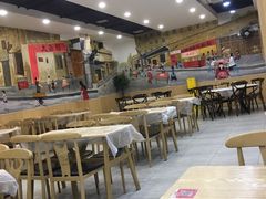 大堂-江城燕子大排档(江汉路步行街店)