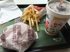 -麦当劳(中山大道中店)