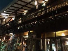 -Dash Teak House
