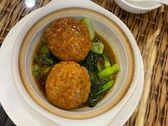 狮子头-老季市·三代非遗传承·地标美食老汁鸡(工农路店)