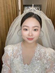 -都市丽人婚纱摄影