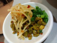 辣椒炒肉宽粉-进哥湖南津市牛肉粉店(下沙店)