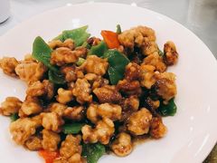 老式溜肉段-老六杀猪菜(进乡街店)