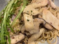 -玛格萝妮(汇智国际商业中心店)