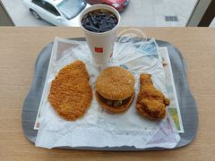 -麦当劳(展览路店)