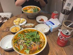 -粉八·云南米线·建水烧烤(常熟路店)