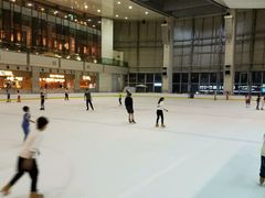 -冰纷万象滑冰场(深圳万象城店)