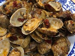 -江城燕子大排档(江汉路步行街店)